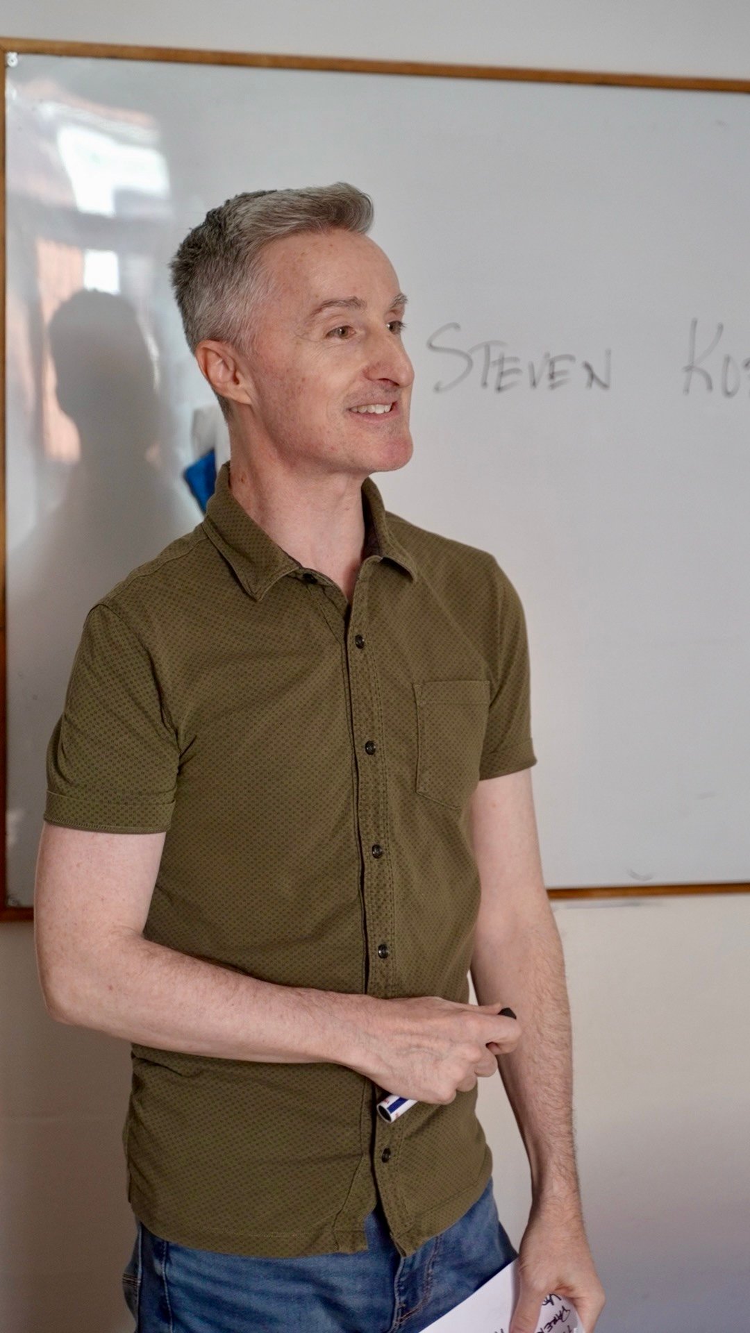 Motivated teacher: business English teacher from Language Atelier